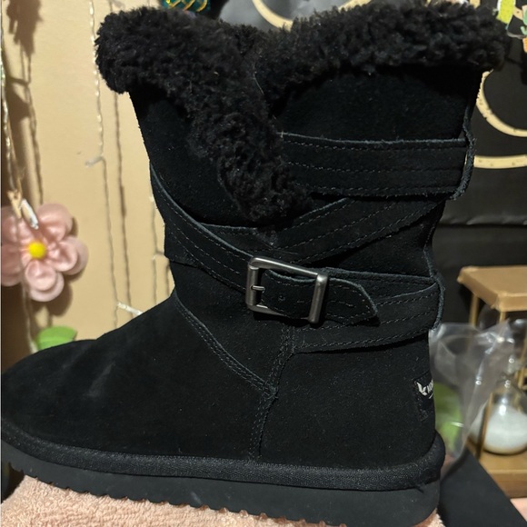 Koolaburra Shoes - Koolaburra Black Shearling Boots